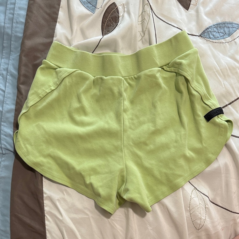 Alphalete Shorts